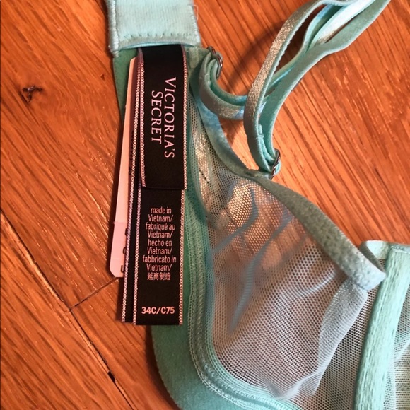 Sold Victoria’s Secret bralette - Picture 7 of 8